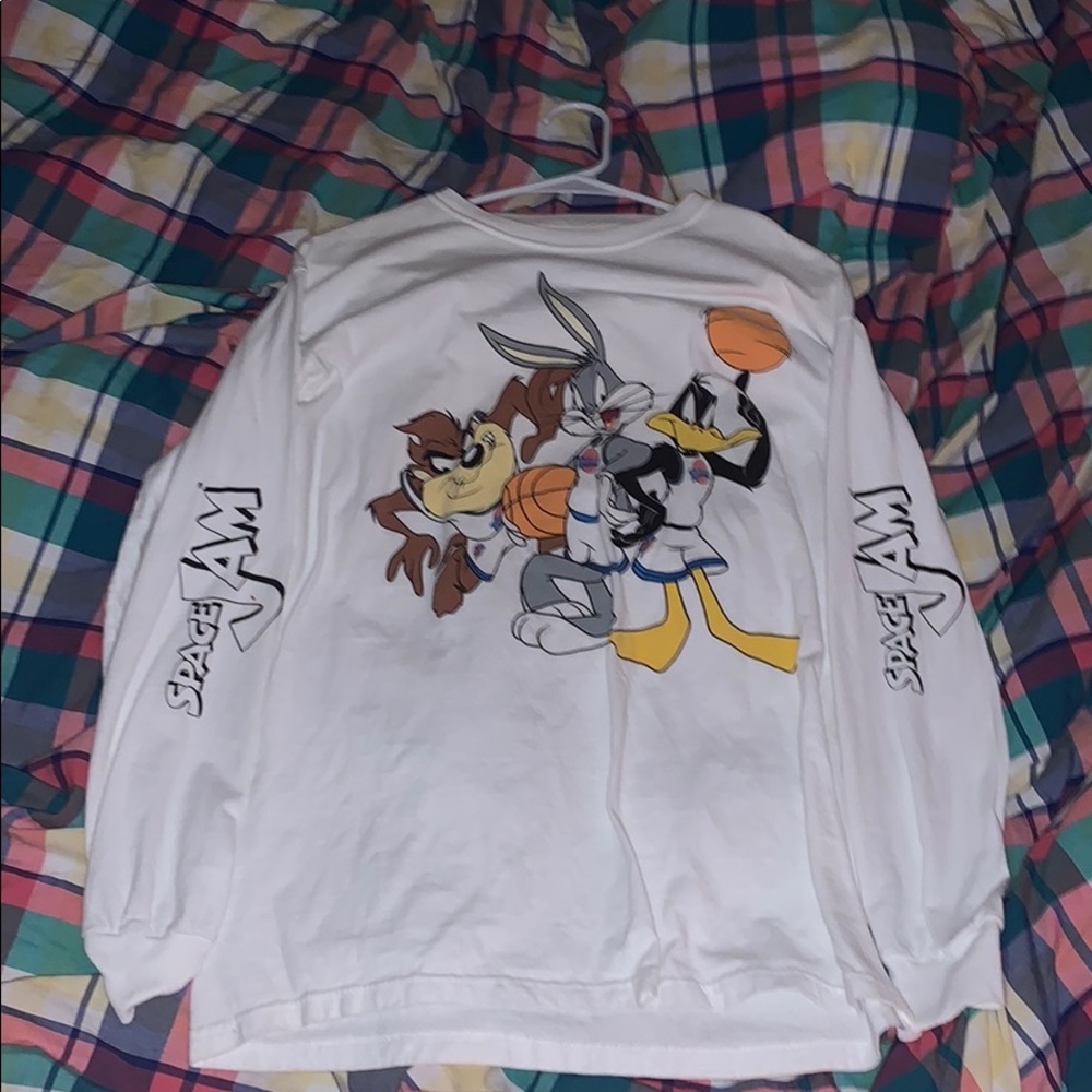 Space jam long sleeve tee size M